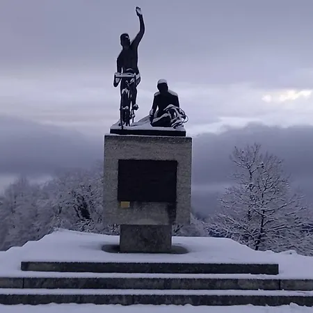 Singola Con Giardino Ghisallo Zona Bellagio Casa vacanze *